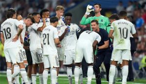 صدمة وقلق: كيف استقبل لاعبو ريال مدريد نبأ إقالة تشابي ألونسو المفاجئة؟