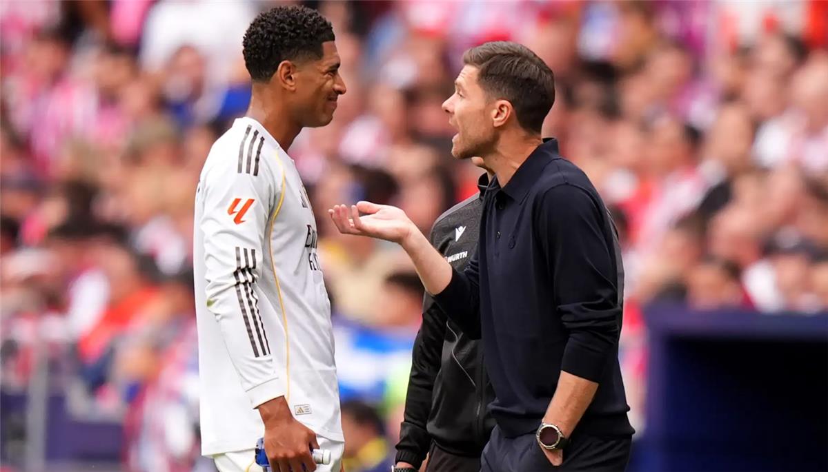 صدمة في مدريد: بيلينجهام يكشف حقيقة خلافات بيلينجهام وتشابي ألونسو بعد الإقالة المفاجئة