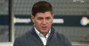 جيرارد يفكك تحديات صلاح وثقة سوبوسلاي المتفردة في ليفربول