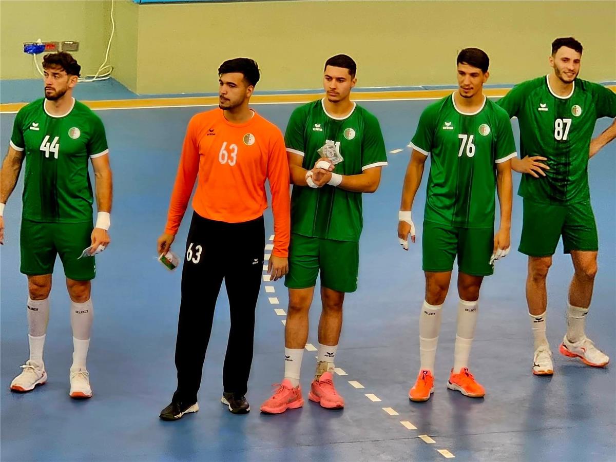 مواجهة الفرصة الأخيرة: كل ما يهمك عن تفاصيل مباراة الجزائر وأنجولا في كأس إفريقيا لكرة اليد اليوم