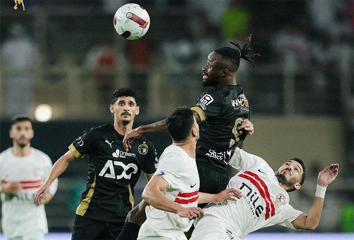 قمة الدوري المصري: موعد مباراة الزمالك وبيراميدز والقنوات الناقلة وتحدي الصدارة الناري