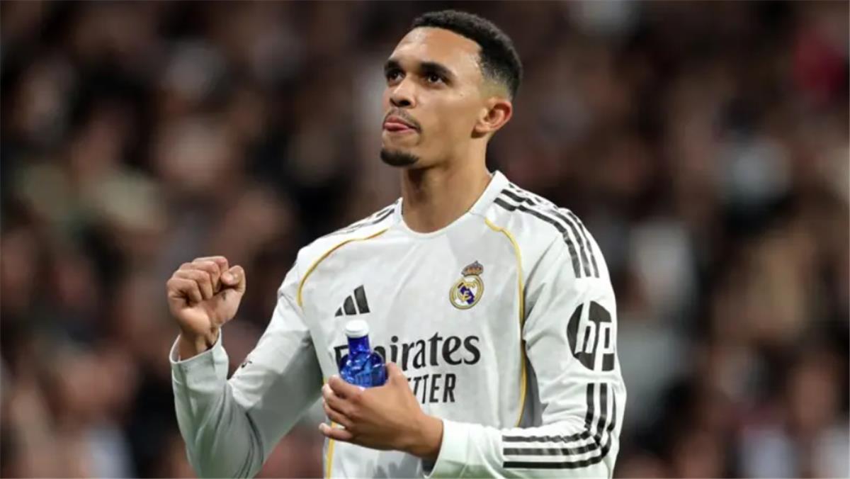 رؤية ترينت ألكسندر أرنولد: إشادة بفالفيردي ومرونة ريال مدريد في قمة دوري الأبطال