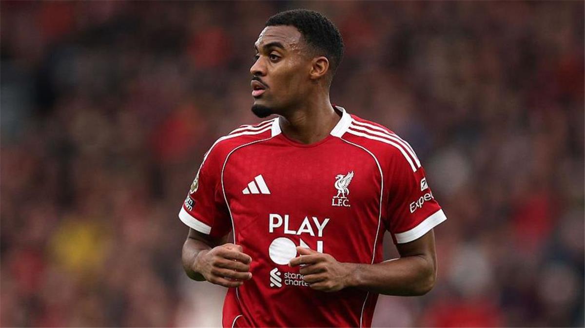 جيرمان بينانت يكشف: تجديد عقد جرافنبيرخ وحده لا يلبي احتياجات ليفربول في الميركاتو الصيفي